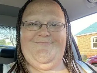 JuicyPeaches336 profielfoto van cam model