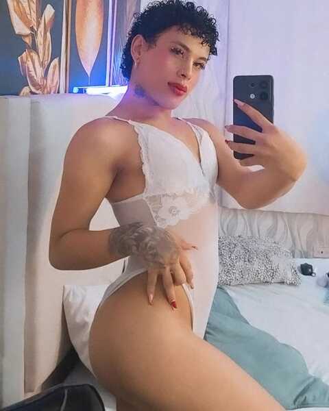 Interprete BeeallaRosee Foto 7