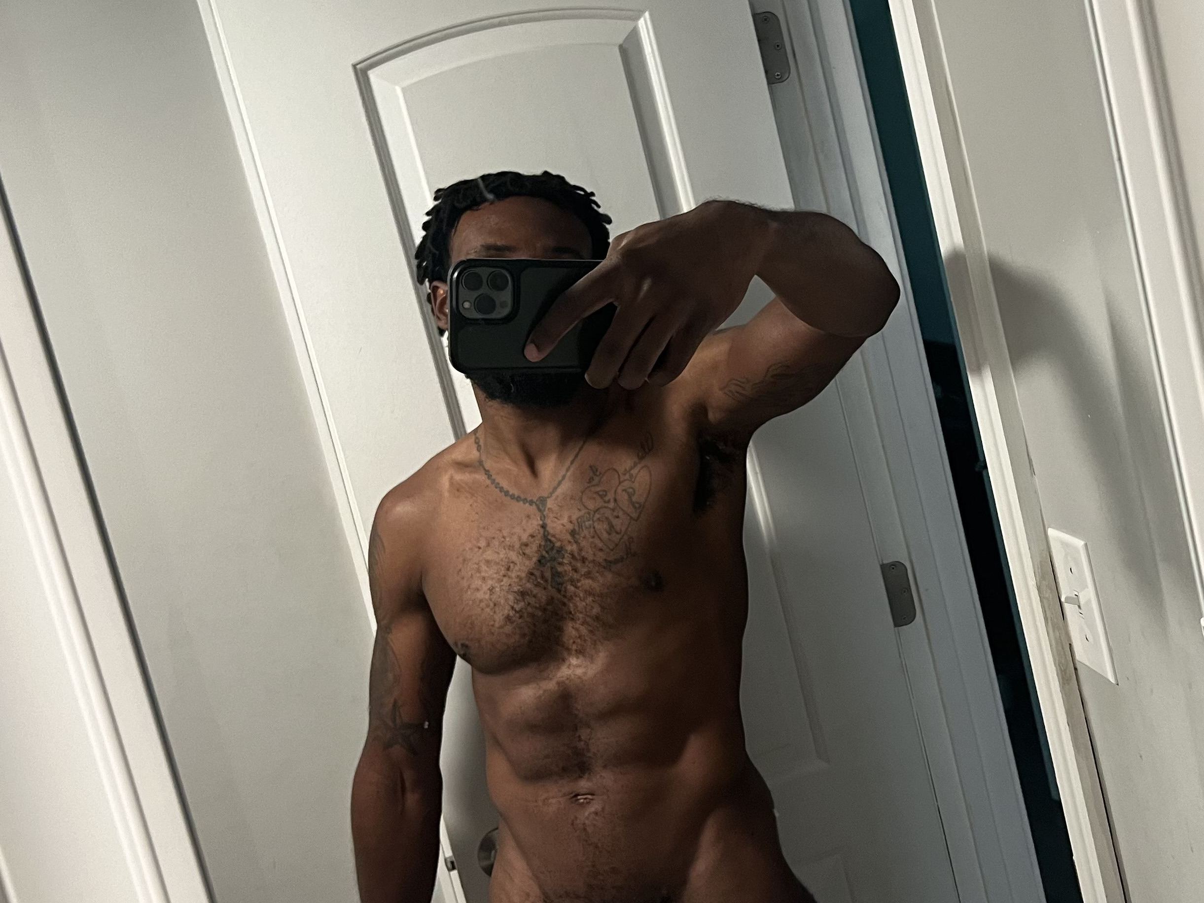 Imagen de perfil de modelo de cámara web de JayyBBC