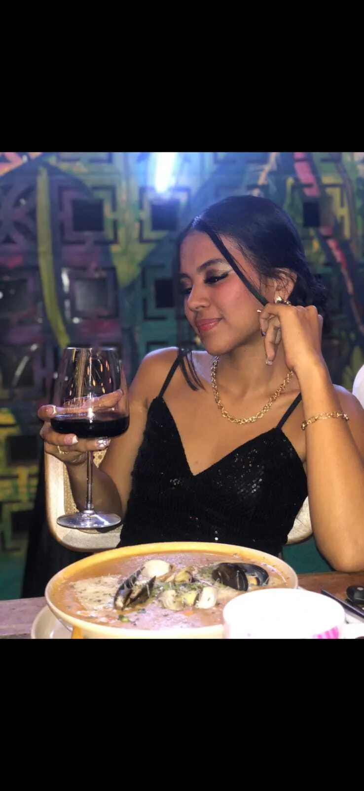 Performer Estrellahoot Photo 2