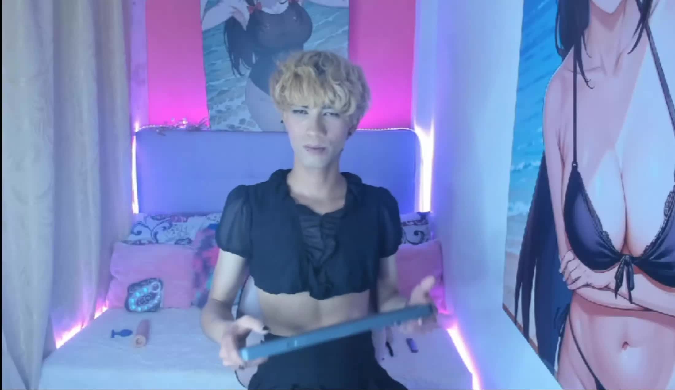 Performer AmalaRosesCute Video 2