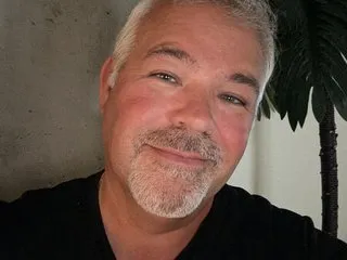 Image de profil du modèle de webcam arostrang