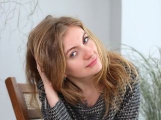 Image de profil du modèle de webcam HelenLannet