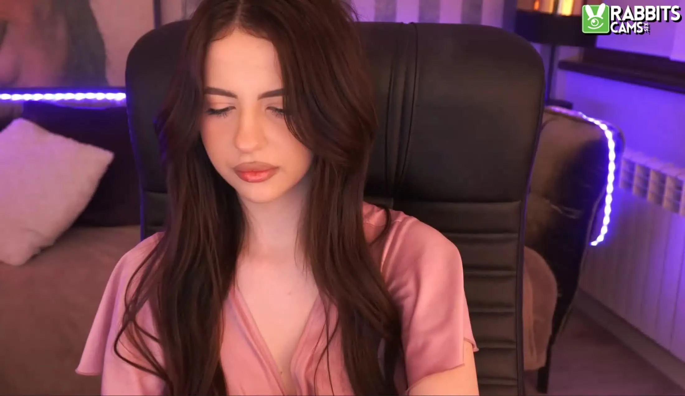 Interprete Sinful_Sapphire Video 1