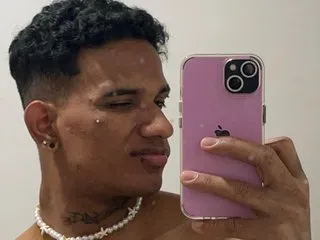 AbrahanBratz profielfoto van cam model