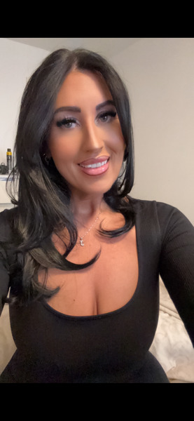 Intérprete CurvyMILFSienna Foto 1