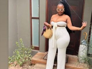 talkativehotti cam model profile picture