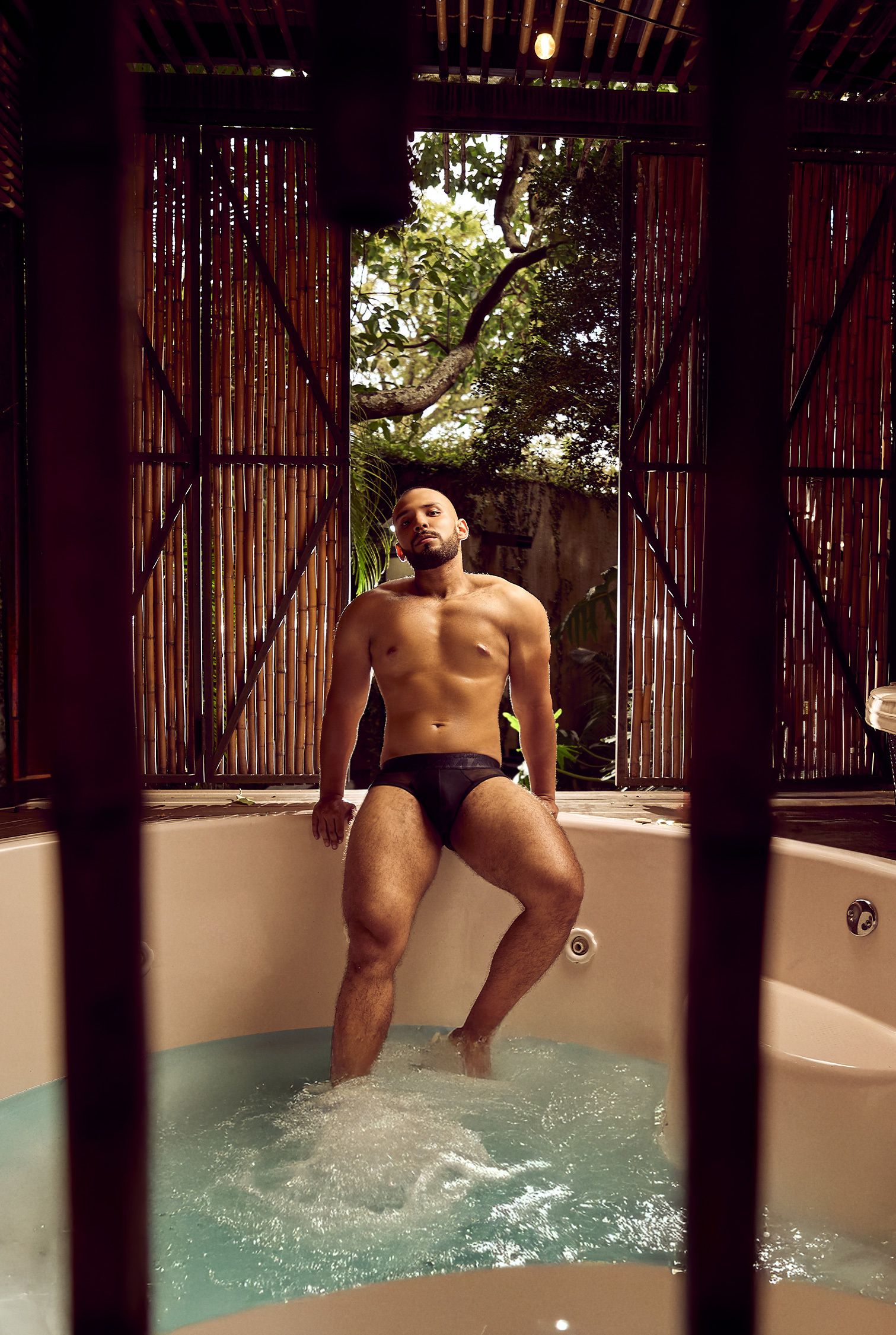 Performer LionFerrer Photo 7