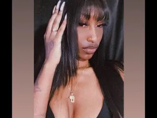 Imagen de perfil de modelo de cámara web de Indigo_Love