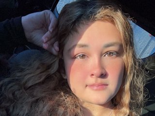 Imagen de perfil de modelo de cámara web de CrissyBunn