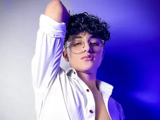 LukeConnorr profilbild på webbkameramodell