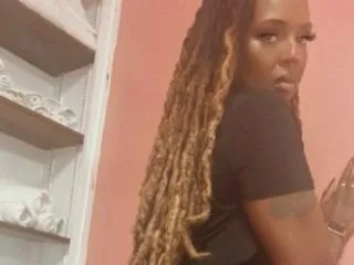 Image de profil du modèle de webcam Bellathebodyofficial
