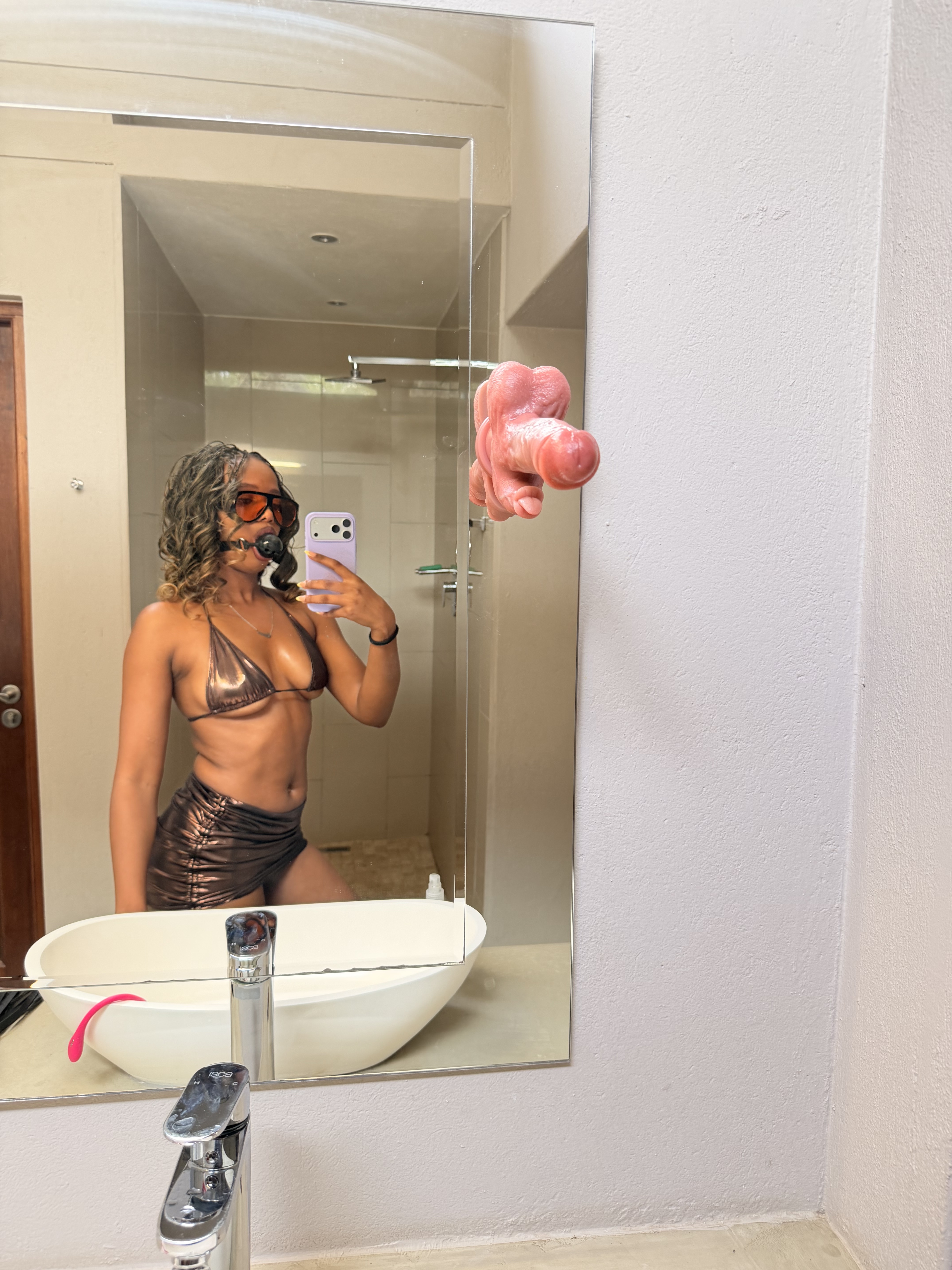 Performer SexyAssZeeee Photo 4