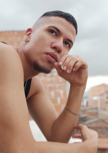 Artiest Aaronvieiraa Foto 3