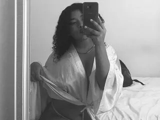 Image de profil du modèle de webcam Ary_candy