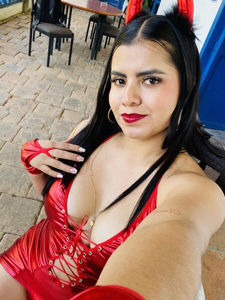 Interprète MadelynFill Photo 2