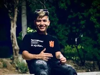 Imagen de perfil de modelo de cámara web de Ianalexis101