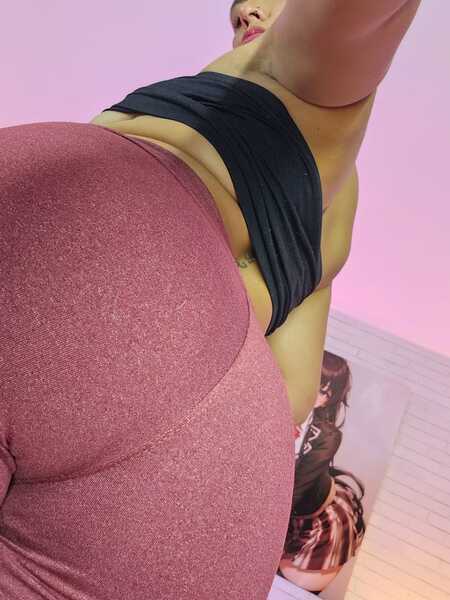 Artist MEGANBLOWS Foto 2