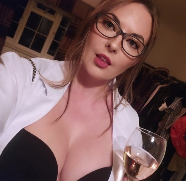 Artiest XYourNaughtyTillyX Foto 1