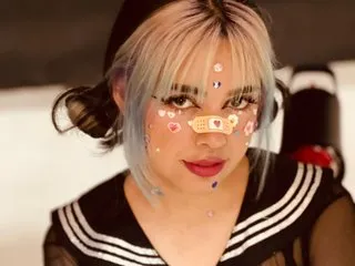 MaddieWaves