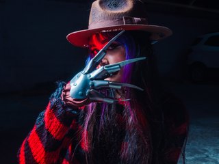 MaddyeWaves