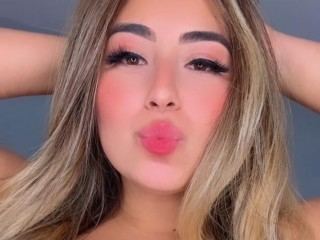 ImKarolinaHill cam model profile picture 