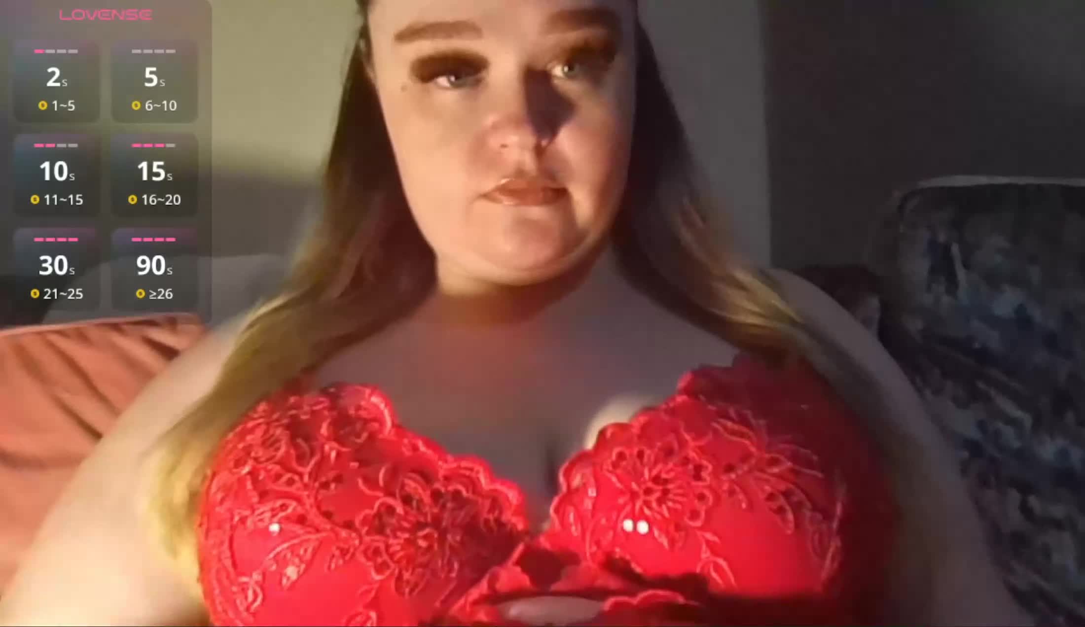 Utøver Bustylianarose Video 1