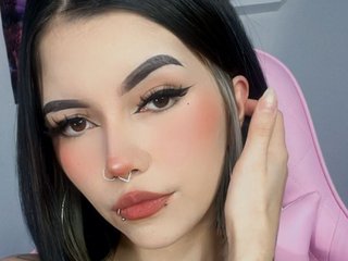 AriianaThomson profilbild på webbkameramodell