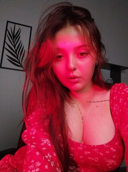 Interprète MiaFlores18 Photo 4