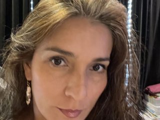 Imagen de perfil de modelo de cámara web de ElizaHarvey