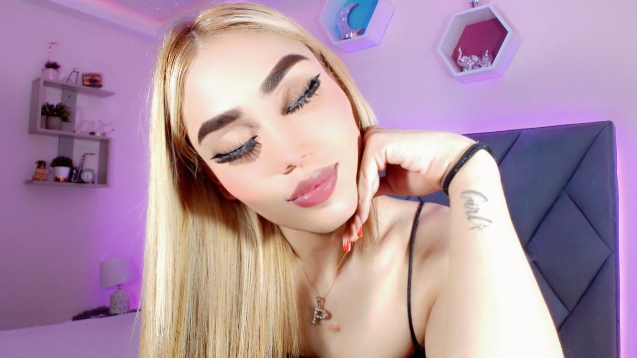 Intérprete Hally_Hott Foto 2