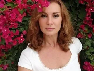 Image de profil du modèle de webcam mmmmariana