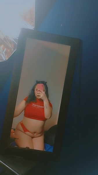 Performer Natalie25 Photo 4