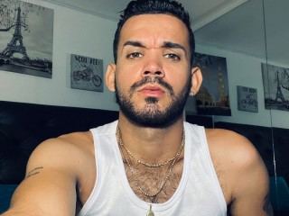 Foto de perfil de modelo de webcam de Adarick_Grey 