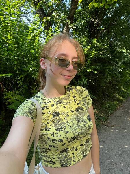 Intérprete TRINITILIGHT Foto 3