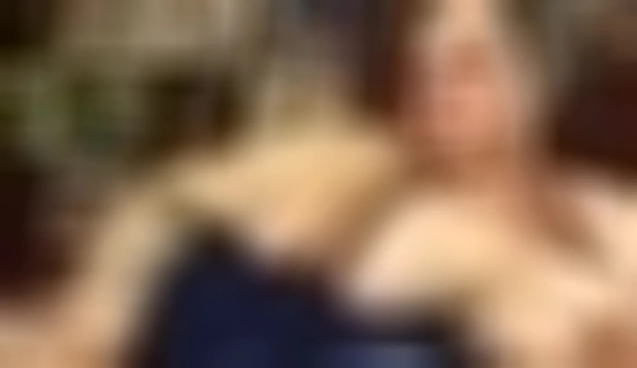 Performer SleazeLouize Video 1