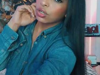 Narellaa profielfoto van cam model 