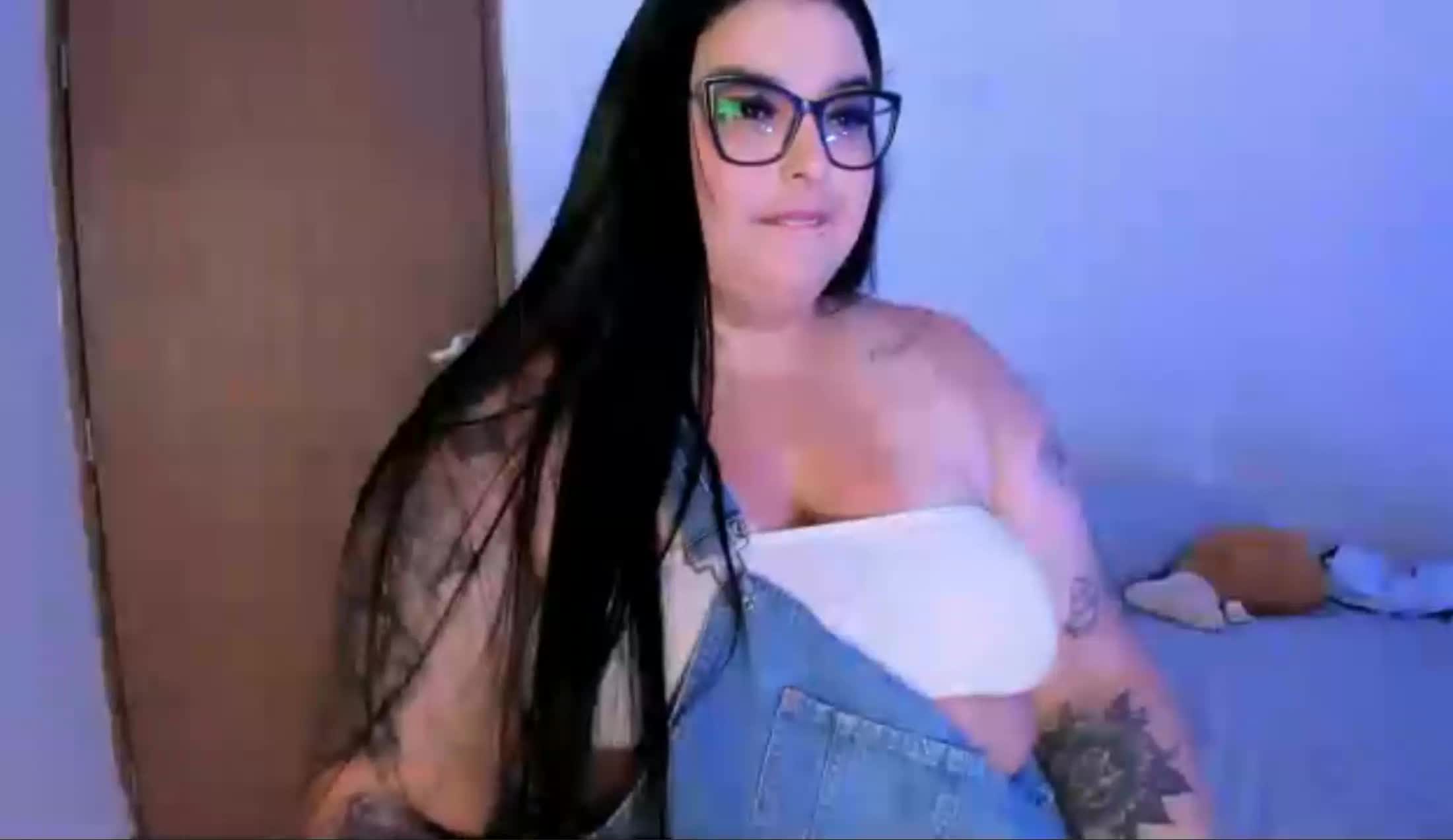 Interprete Apriil_peach Video 2