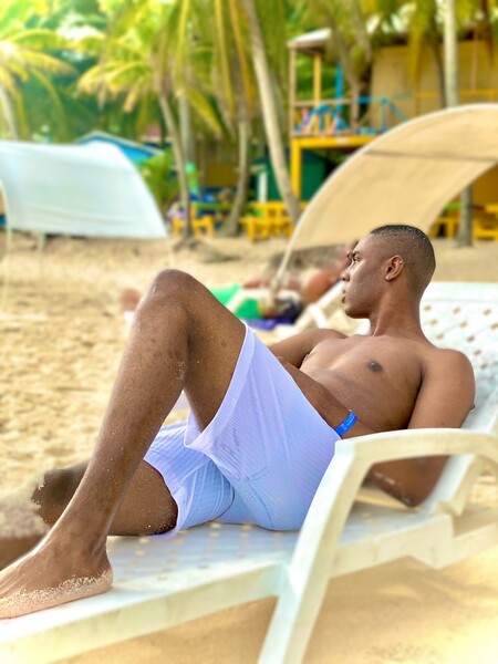 Darsteller JuanHuge Foto 7