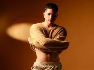 Imagen de perfil de modelo de cámara web de AndrewDenson