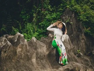 Imagen de perfil de modelo de cámara web de MiaTrang