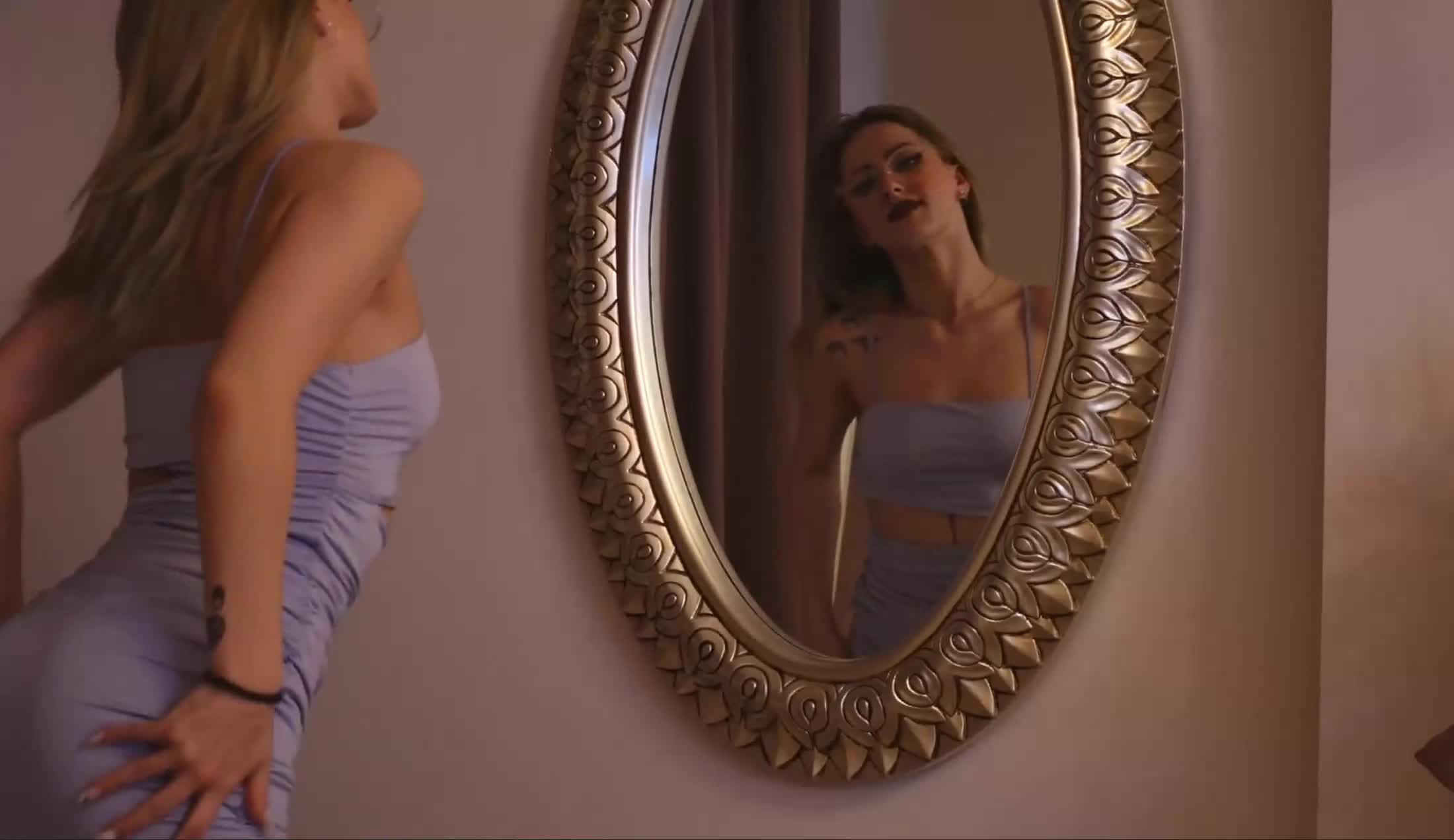 Artist LucyLexton Video 1
