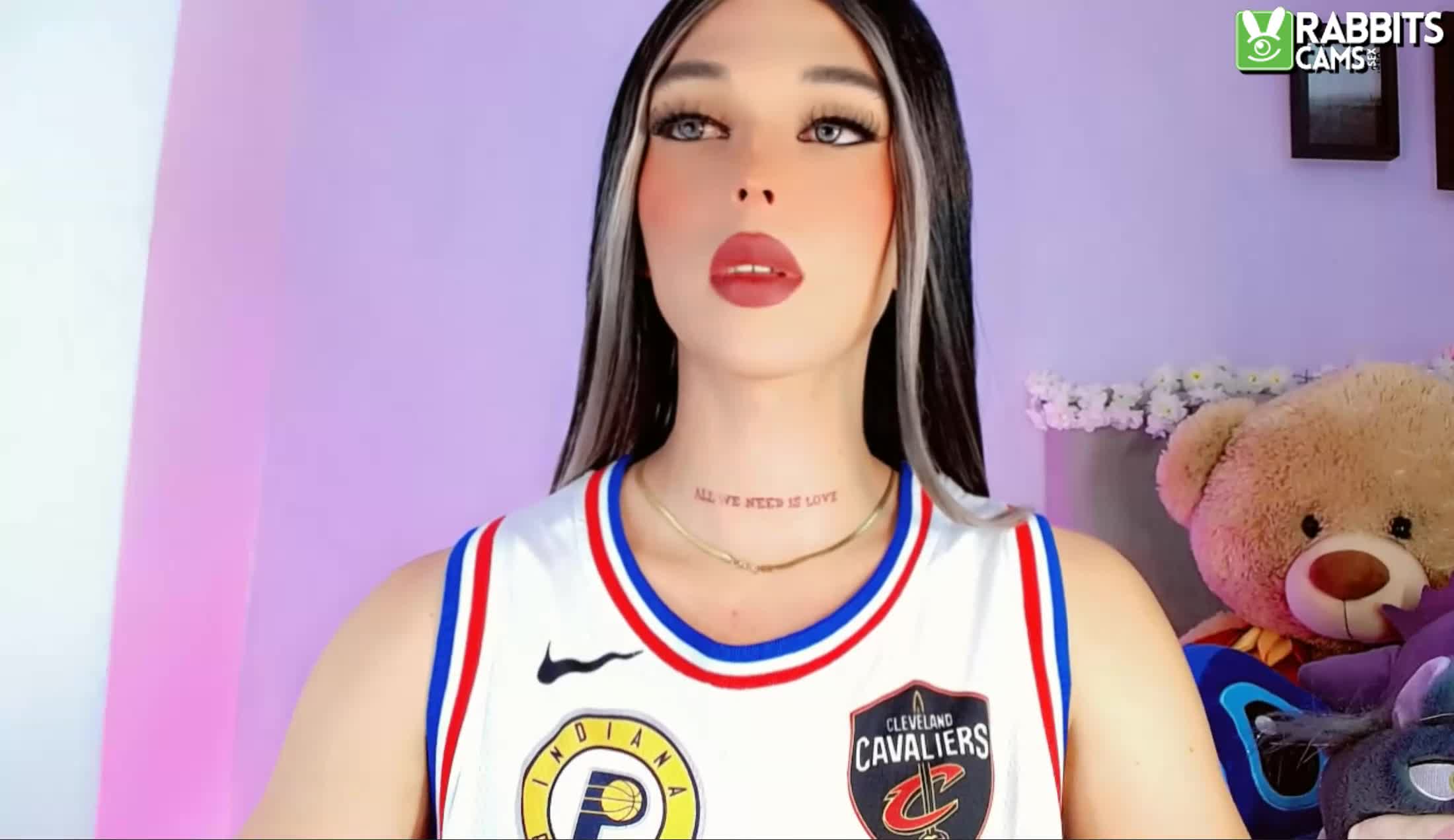 Artist MarianNaughtyX Video 1