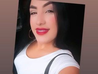 Imagen de perfil de modelo de cámara web de GiselleEvans38