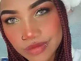 Clhoe18 profilbild på webbkameramodell