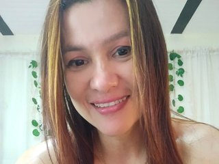 Image de profil du modèle de webcam Kataleyarios