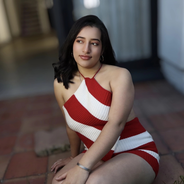 Interprete EmilyHank Foto 6