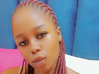 Imagen de perfil de modelo de cámara web de Alicia_Hearts24