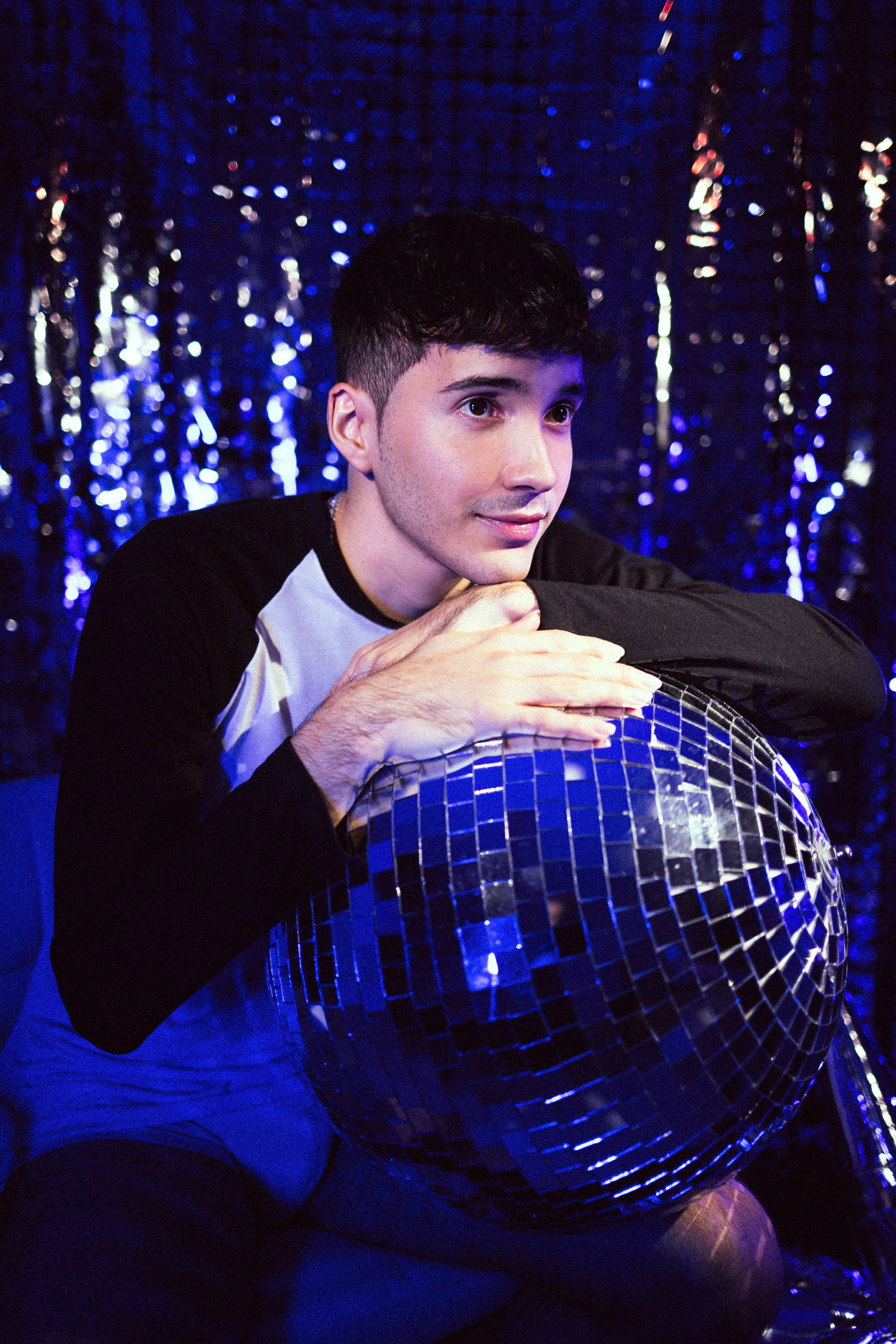 Performer PoollParty Photo 9