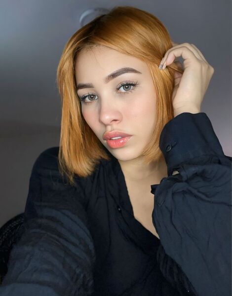 Performer EvelynFoster Photo 2